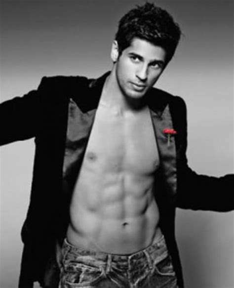 Siddharth Malhotra Model (#1152784) - HD Wallpaper & Backgrounds Download