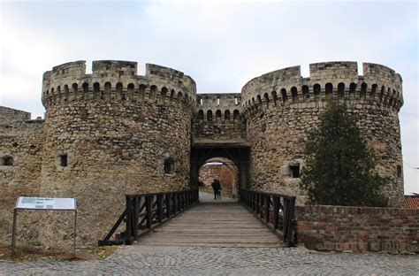 Castles on the Danube - Balkan Military History