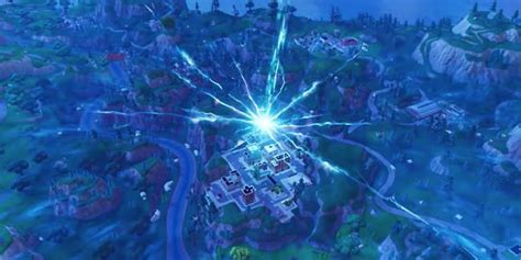 'Fortnite' Rocket Launch Theory Explains Cracked Sky and Season 5 Setting | Inverse