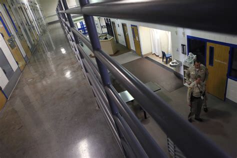 Reporter Takes A Look Inside Clark County Jails Juvenile Wing Las