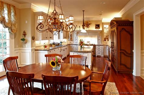 Antique Kitchens Pictures And Design Ideas