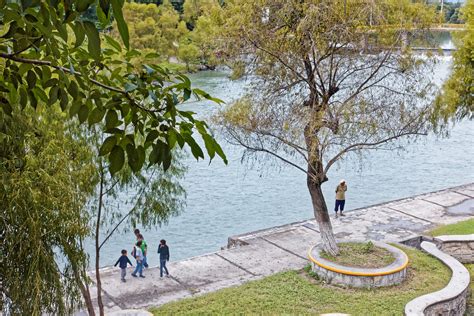 Río Valles y parque Luis Donaldo Colosio en un día nublado Flickr