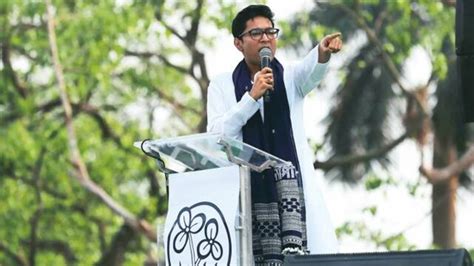 CBI Summons Mamatas Nephew Abhishek Banerjee In West Bengal Teachers