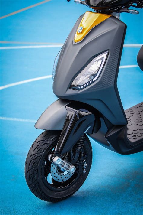 Piaggio 1 scooter elettrico come è fatto il prezzo Dueruote