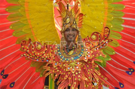 Karnaval Budaya Sulawesi Tengah Antara Foto