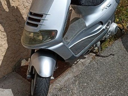 PIAGGIO Skipper 125 4 Temps Occasion Le Parking