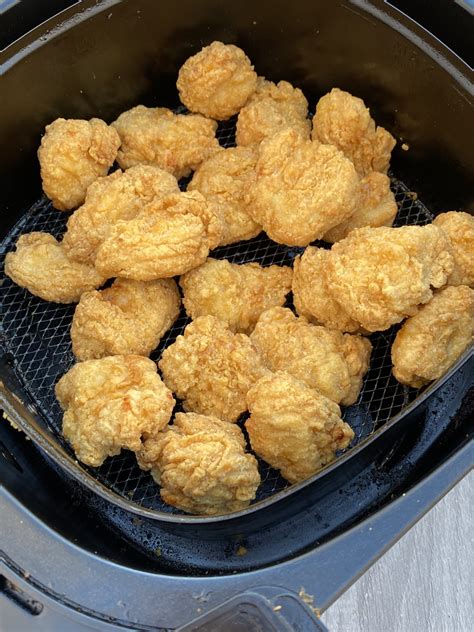 Air Fryer TGI Friday Frozen Boneless Chicken Wings - Kitchen Gadgets Club