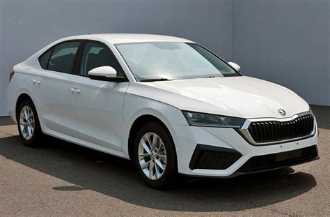 Skoda показала еще одну новую Octavia A8 – ждем премьеру – Автоцентр.ua