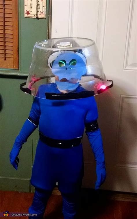 Space Kook Costume | DIY Instructions