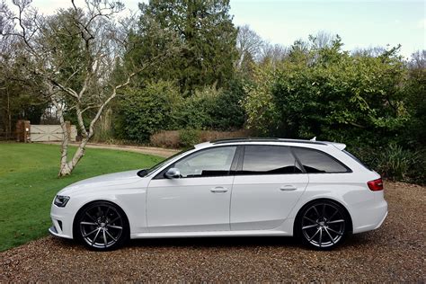 Audi RS4 Avant 4 2 TFSI S Tronic Quattro DMS Cars