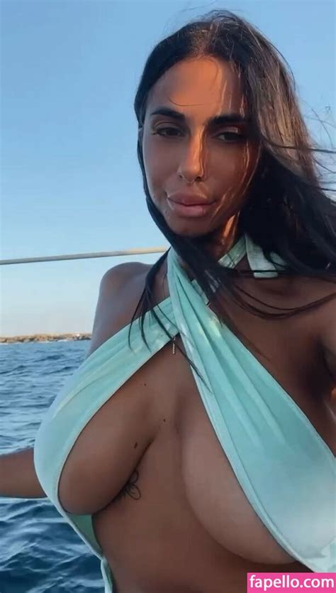 Sara Sfamurri Sarasfamurri Therealmorenita Nude Leaked Onlyfans