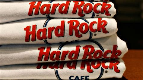 How The Hard Rock Cafe T Shirt Took Over The World Fashionista