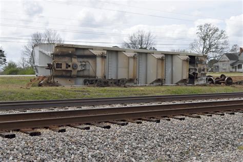 Train Derailment Free Stock Photo - Public Domain Pictures