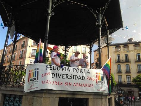 Foro Social Segovia Manifestaci N Del Orgullo Lgtbh De Segovia