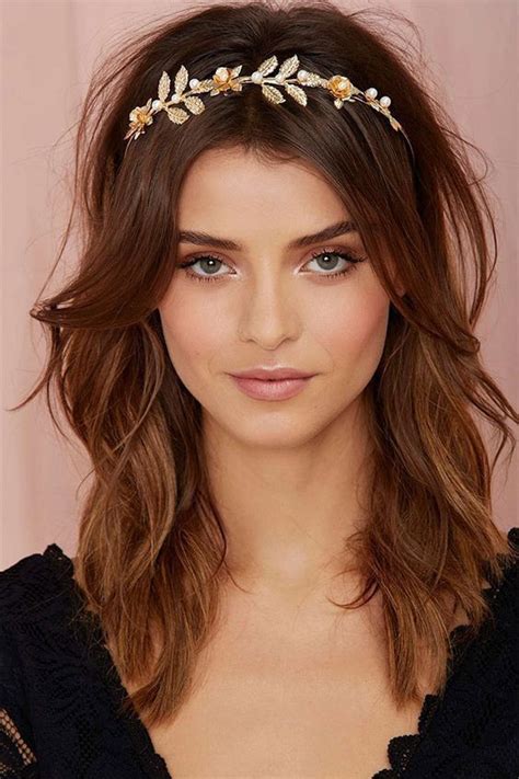 47 Wonderful Hairstyles With A Headband 2020 In 2020 Headband