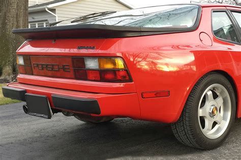 1985 PORSCHE 944 Rear 3 4 215112