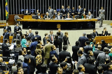 Governo Aposta Ter 90 Dos 108 Votos De Federação Entre União E Pp