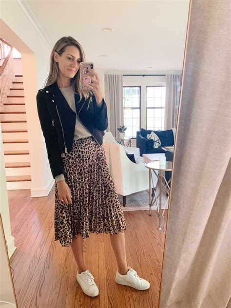 Leopard Skirt For Fall How To Style See Anna Jane Leopard Print