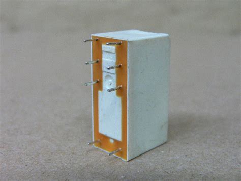 Schneider Electric Rsb2a080bd Relay 24V - Fen Industrial