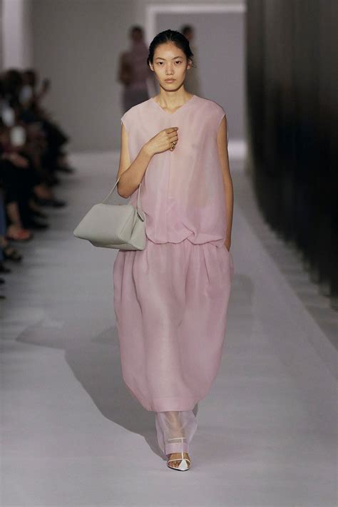 The Powder Pink Color Trend That Will Dominate In 2025 Who What Wear
