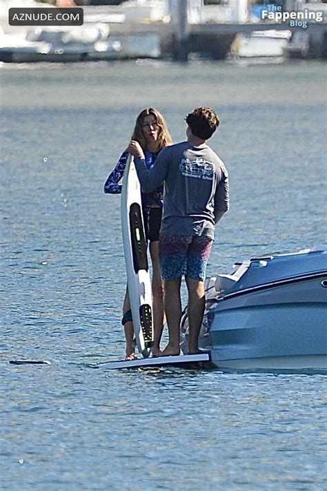 Gisele Bundchen S Sexy Bikini Beach Day In Miami AZNude