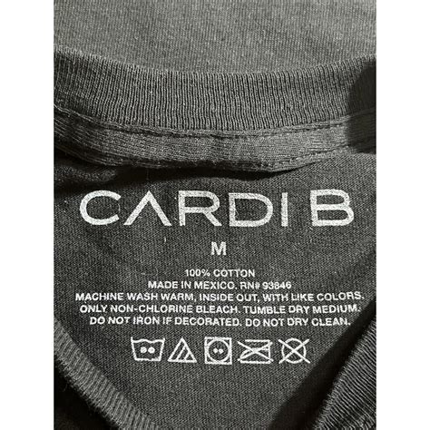 Cardi B Official Tee - Fish Cardi B T-shirt - M – Vintage Merch