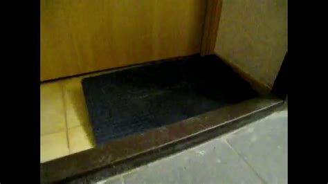 Порог входной двери — слабое звено утепления - YouTube