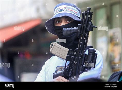 Nablus Palestina Th De Marzo De Un Hombre Armado Palestino