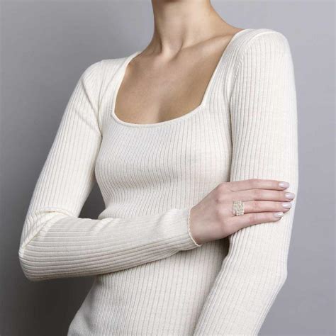 3.80 Carat Marquise Diamond 14 Karat Gold Wrap Ring For Sale at 1stDibs