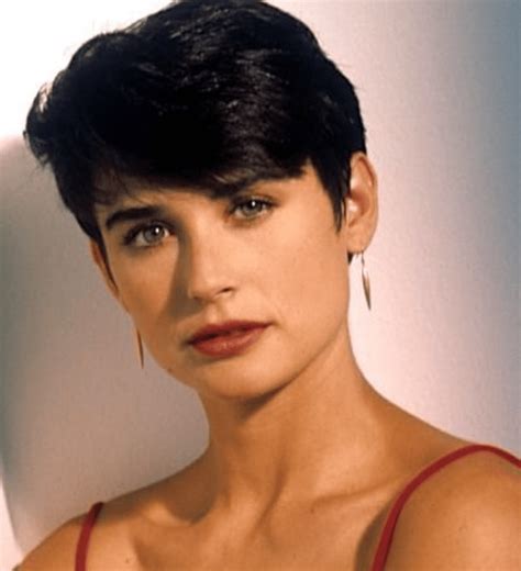 Cutest Demi Moore Hairstyles In 2024 Her Best Iconic 80s 90s 00s