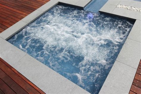 The Cove Wading Pool 22m X 18m Pool Buyers Guide