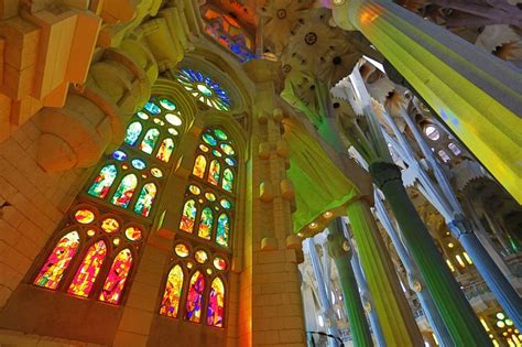 19 Of The Worlds Most Breathtaking Stained Glass Windows Glass Art