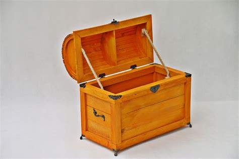 Купить Деревянный сундук с декорированным куполом, сундук: отзывы, фото ...