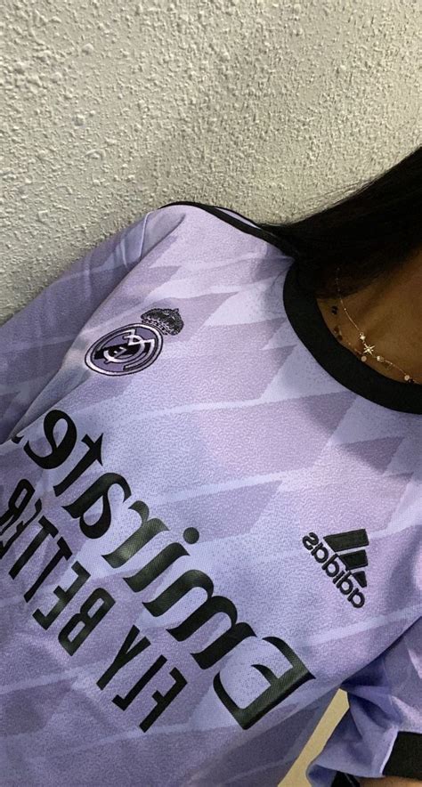 Real Madrid Woman S Habiller Maillot De Foot Styl Tenue Foot