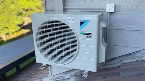 Installing A Daikin Ductless Mini Split Youtube