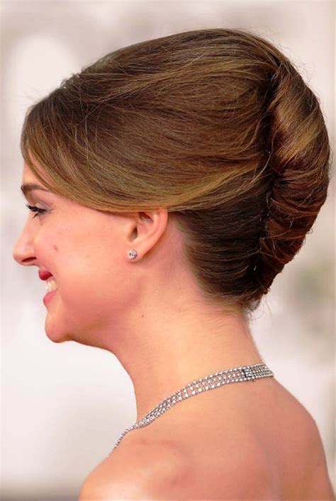 30 Easy And Beautiful Bun Hairstyle For All Occasions In 2019