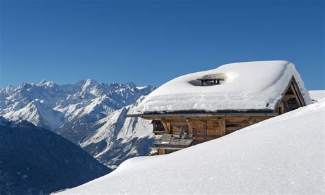 Luxury Ski Chalets in Switzerland - Kaluma in Swiss Alps