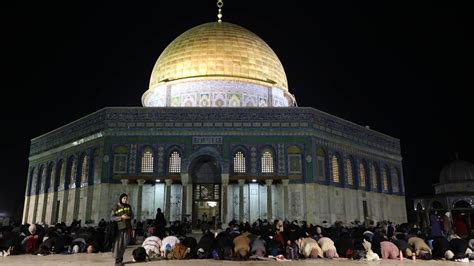 Tensión En La Mezquita Al Aqsa De Jerusalén Por Tercer Día Consecutivo