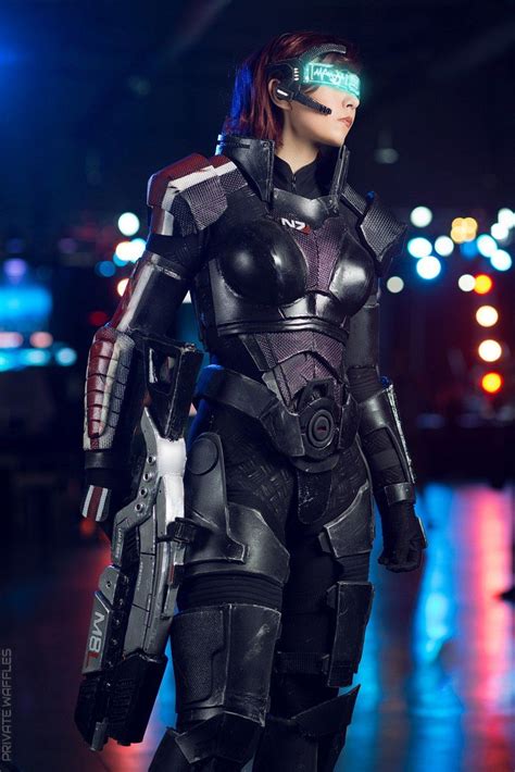 Shepard By Arienai Ten On Deviantart Mass Effect Cosplay Cosplay