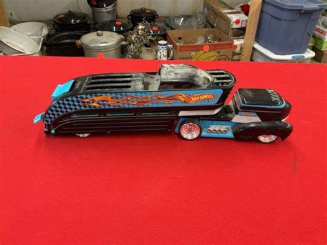 Mattel Hot Wheels Car Carrier Vehicle Schultis Son Inc