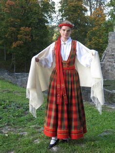 Tautas T Rpi Ideas Folk Design Folk Costume Latvian