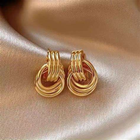 Boucles D Oreilles Nminist Riels D En Forme De Petit Cercle Trois