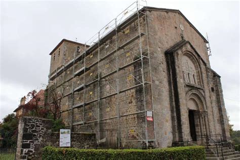 Manot Offre Un Nouveau Chapeau Son Glise Charente Libre Fr