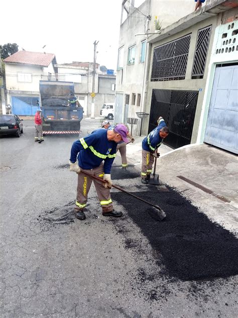 Opera O Tapa Buracos Atinge Mais De Mil Manuten Es Diz Proguaru