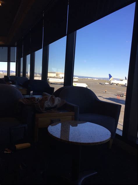 Sfo United Airlines United Club Reviews Photos Terminal