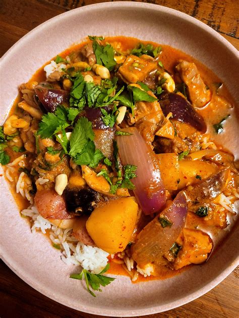 Chicken Massaman Curry With Wheat Beer And Potatoes R Seriouseats