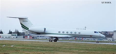 N225EE GULFSTREAM G550 PRIVATE Douglas Buick Flickr