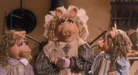 Movin Right Along 429 Miss Piggy Is In This Muppet Movie Toughpigs