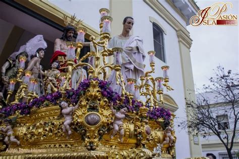 Multitudinario Lunes Santo junto a Ecce Homo y Salud en el barrio más