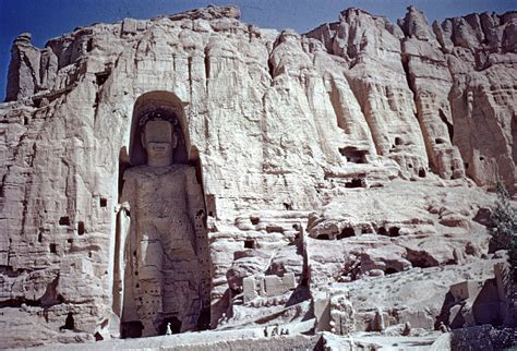 Los Budas De Bamiy N Historia De Los Dos Monumentos Destruidos Por Los